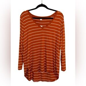 Old Navy Luxe NWT Sz Large Long Sleeve